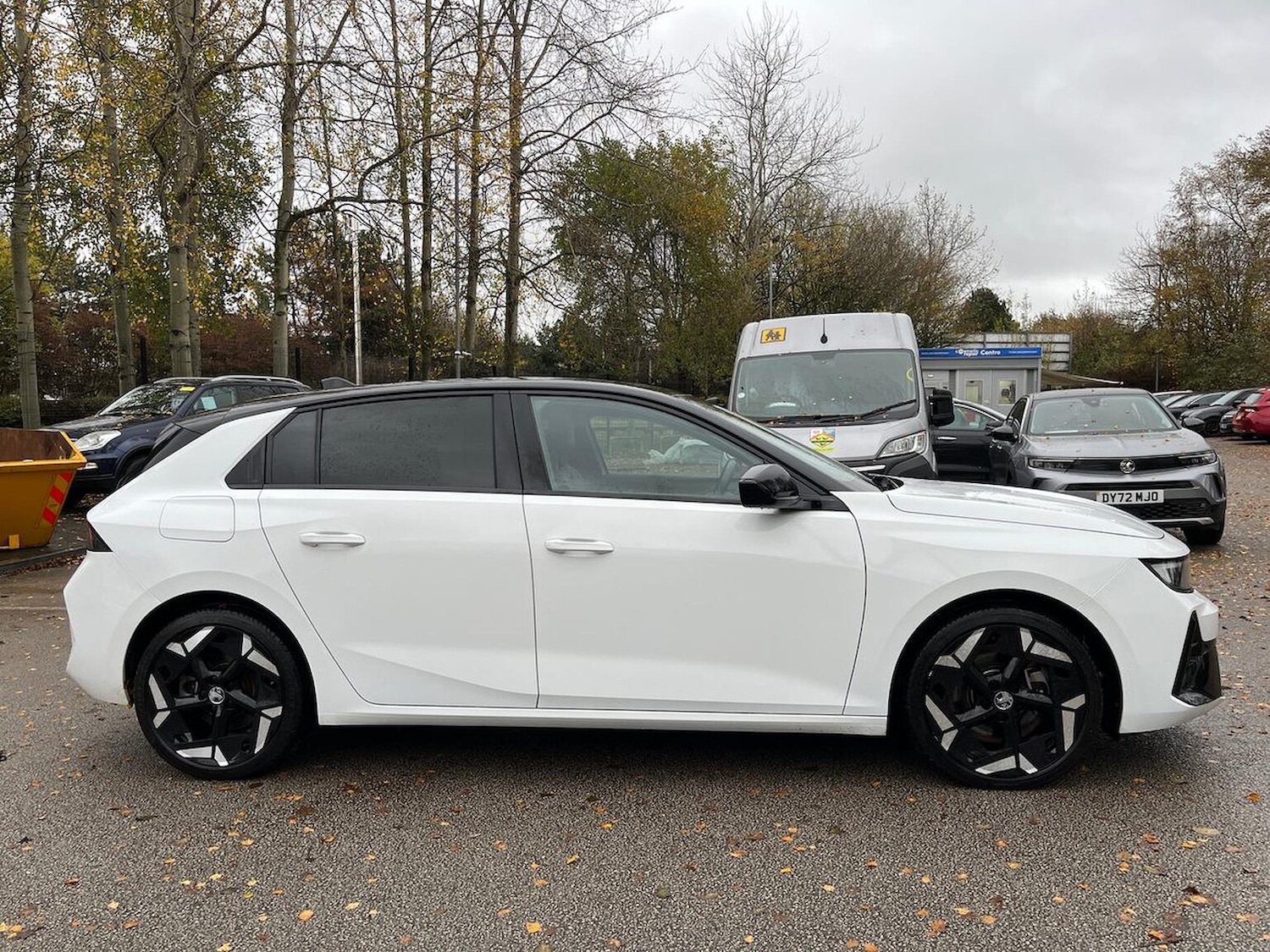 Used Vauxhall Astra 2023 for sale - 76531404: Photo 3