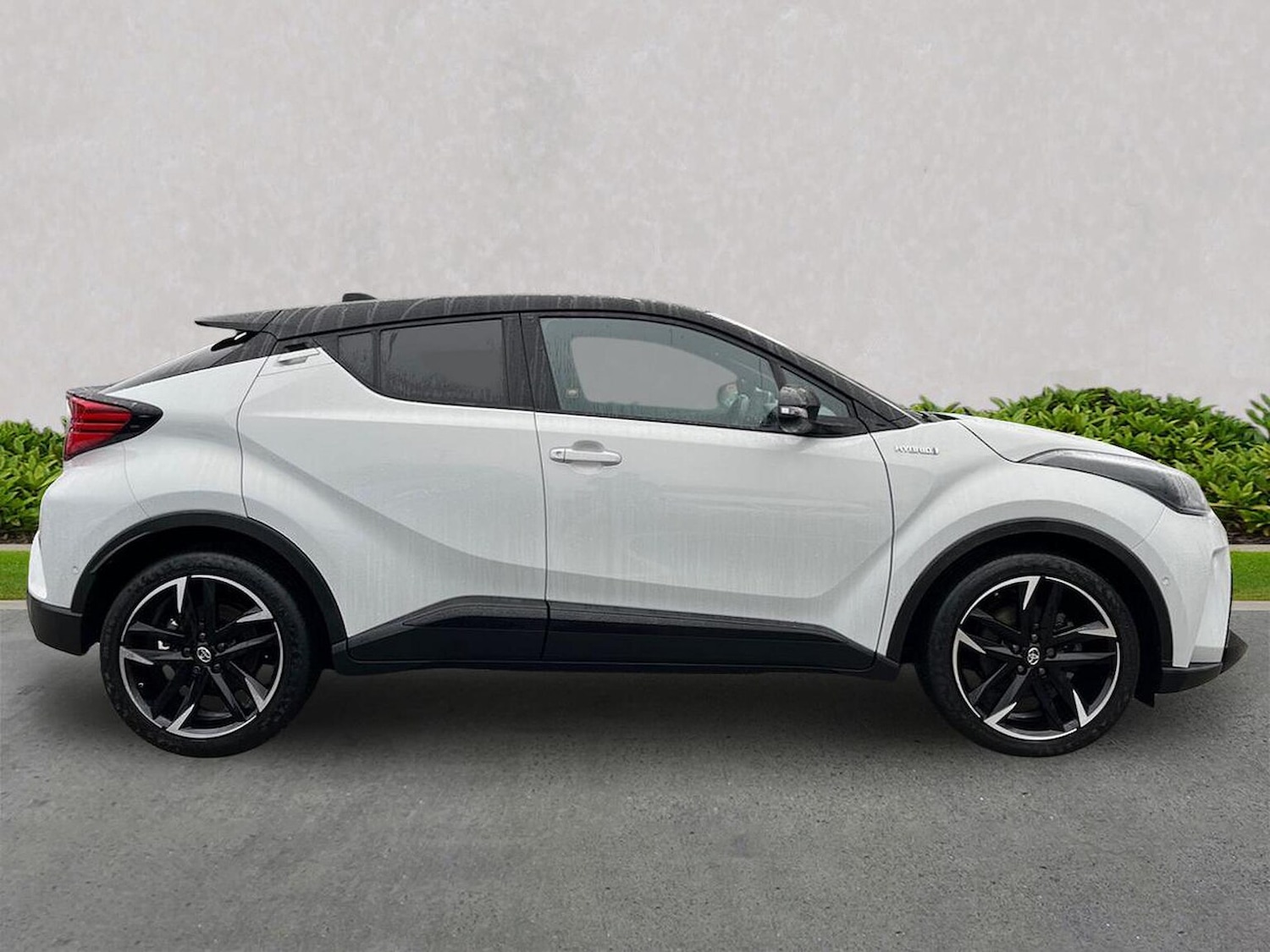 Used Toyota C-HR 2021 for sale - 77656154: Photo 3