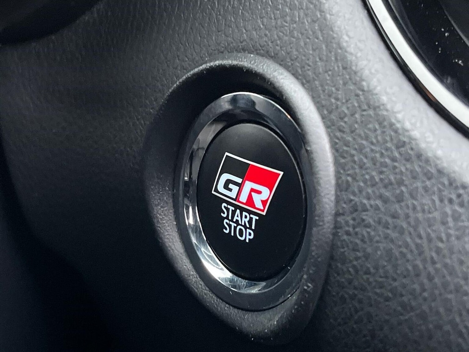 Used Toyota C-HR 2021 for sale - 77656154: Photo 47