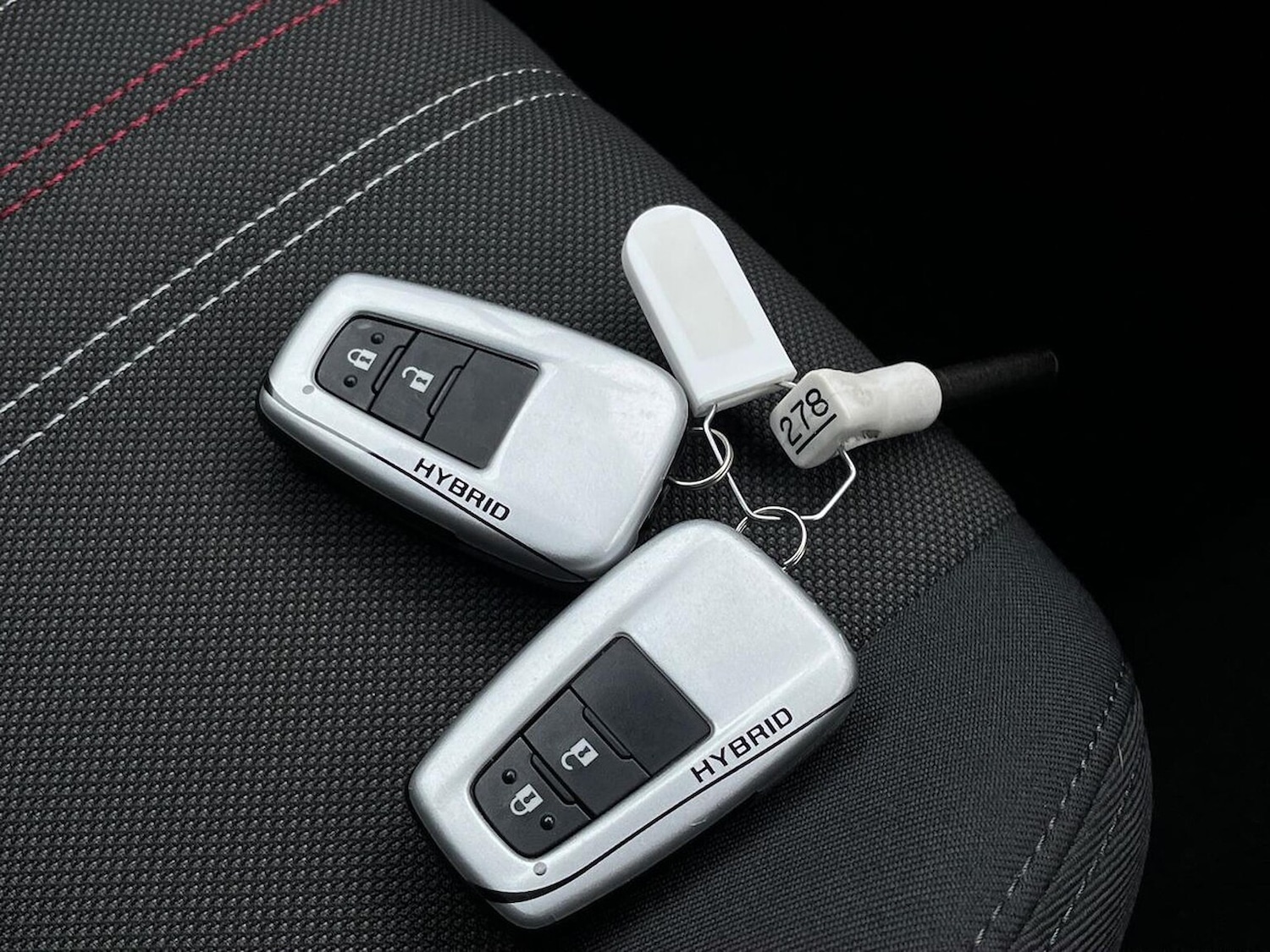 Used Toyota C-HR 2021 for sale - 77656154: Photo 50