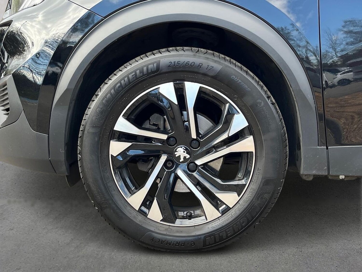 Used Peugeot 2008 2023 for sale - 78196419: Photo 8