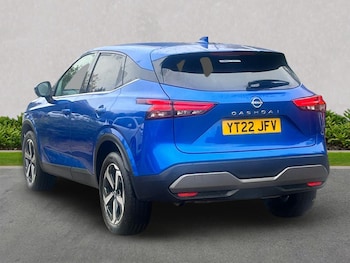 Used Nissan Qashqai 2022 for sale - 76268344: Photo 2