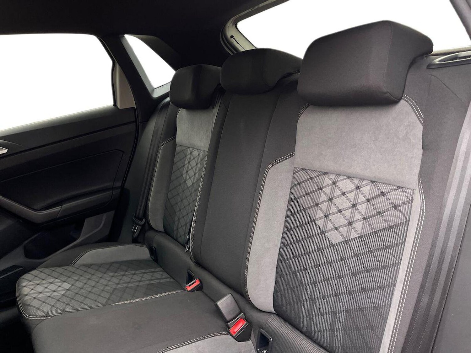 Used Volkswagen Polo 2022 for sale - 76504954: Photo 16