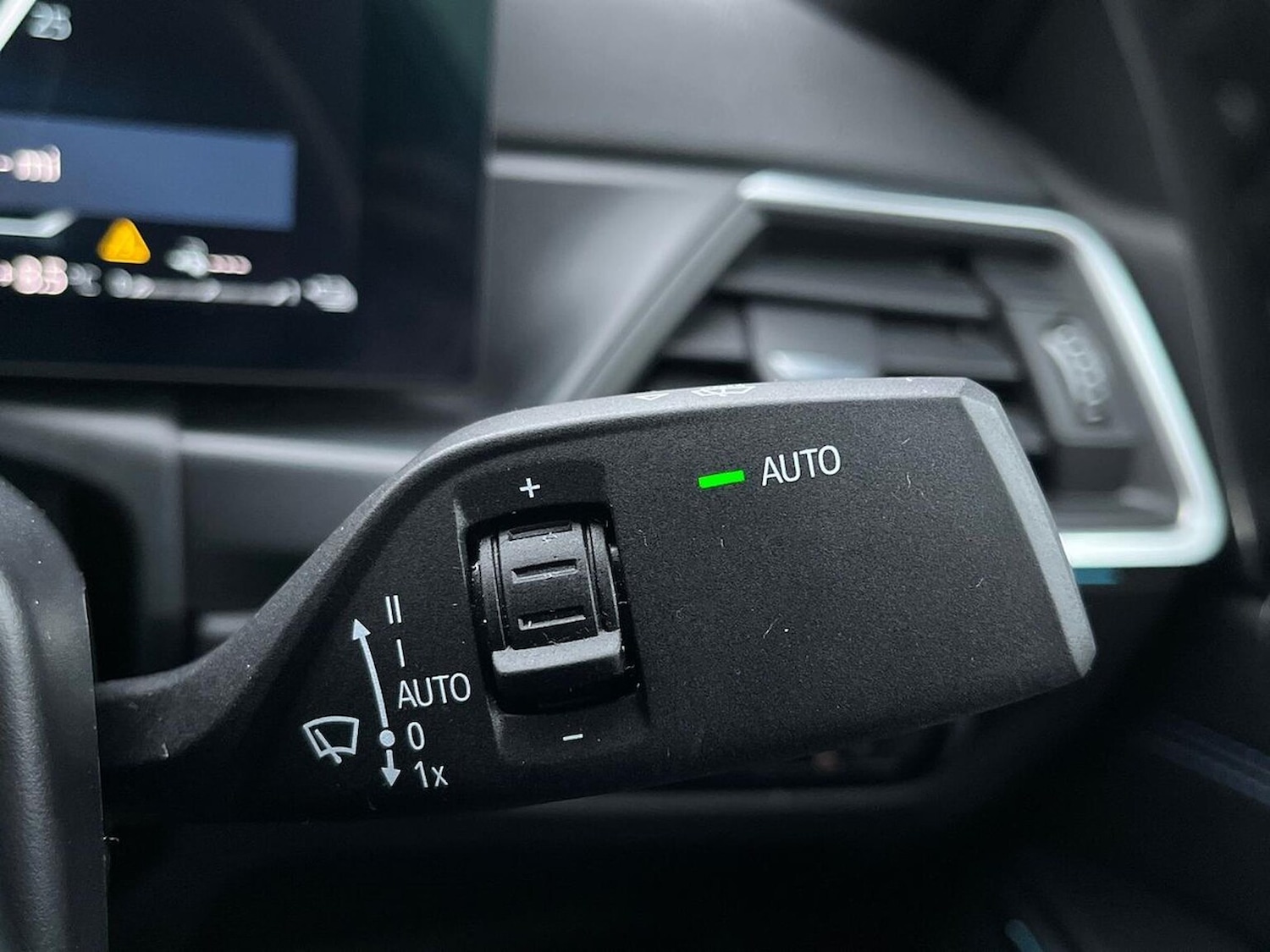 Used BMW 3 Series 2023 for sale - 77024282: Photo 30