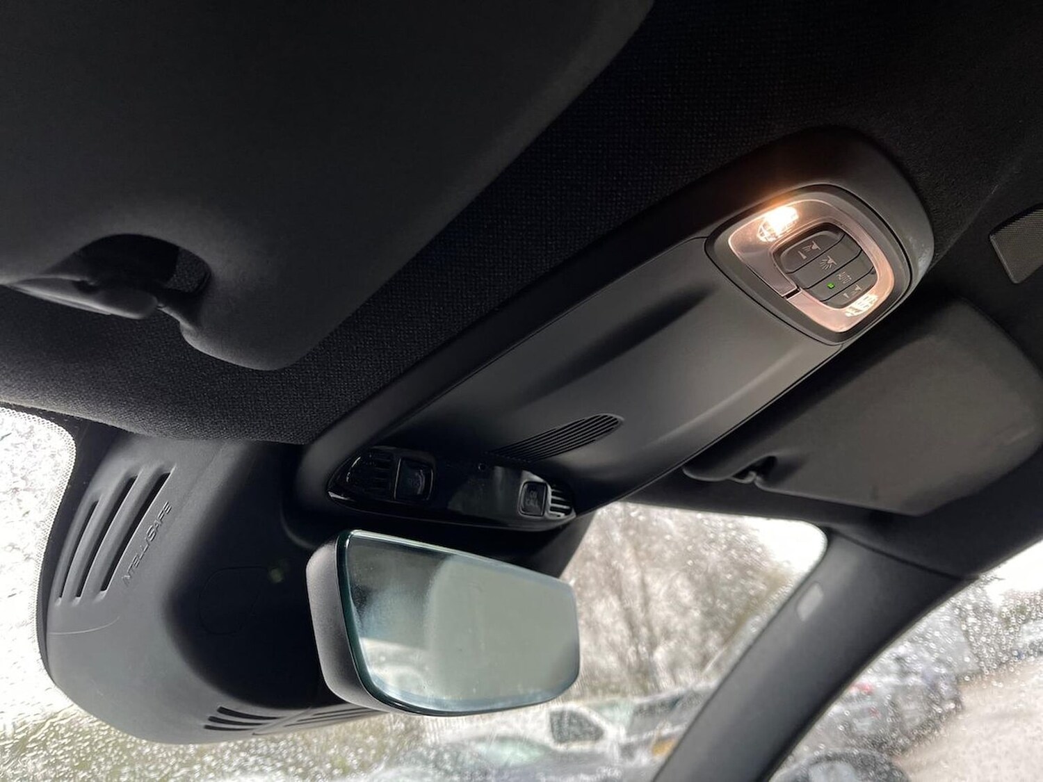 Used Volvo XC40 2021 for sale - 76974580: Photo 15