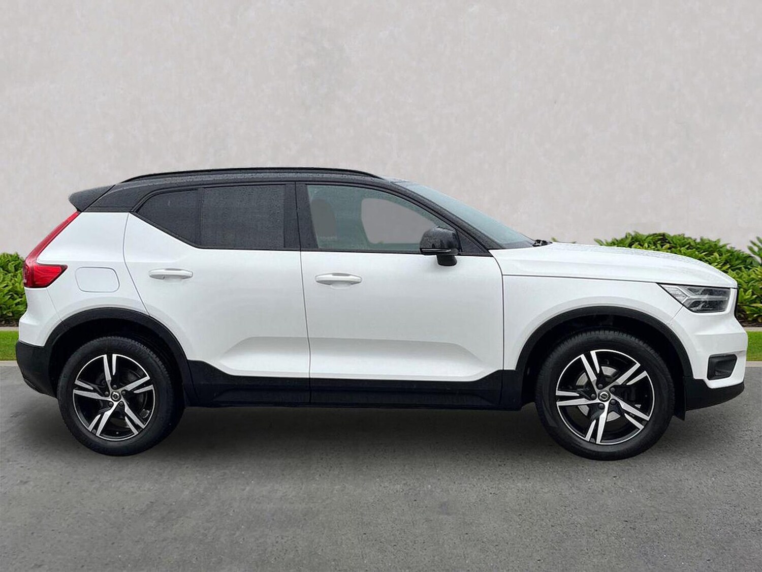 Used Volvo XC40 2021 for sale - 76974580: Photo 4