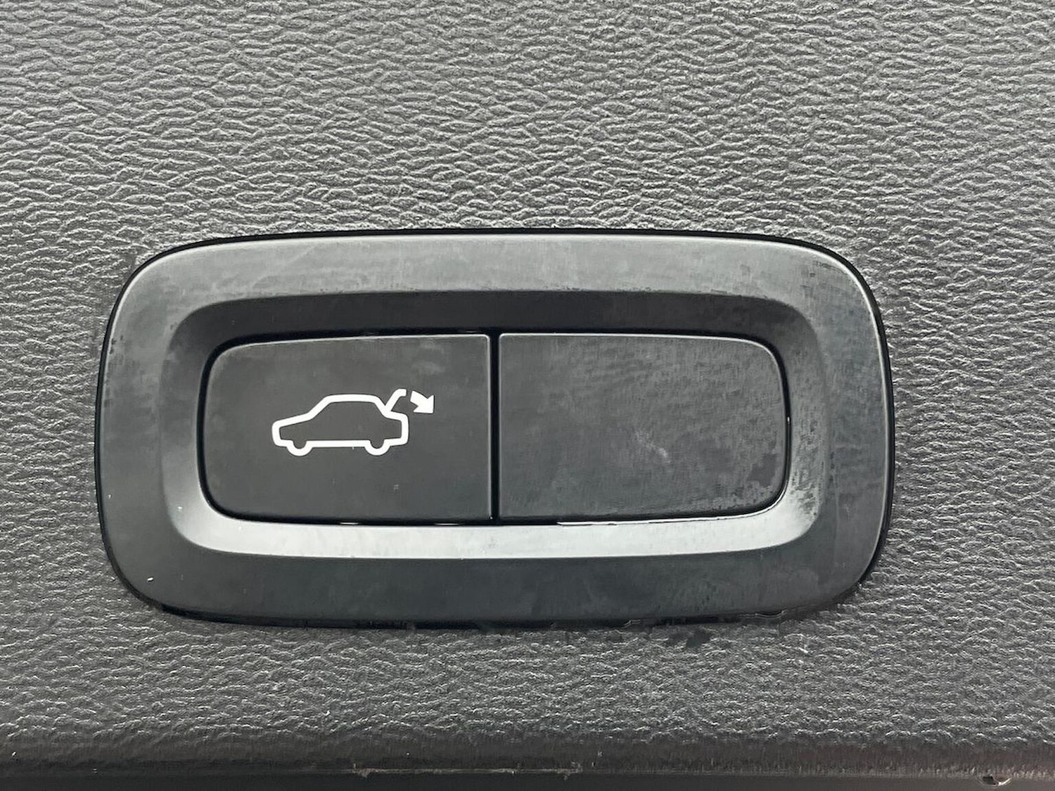 Used Volvo XC40 2021 for sale - 76974580: Photo 45