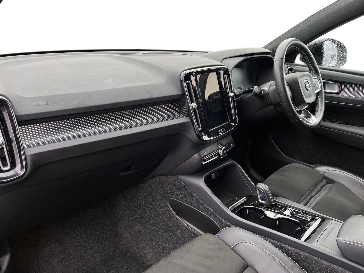 Used Volvo XC40 2021 for sale - 76974580: Photo 8