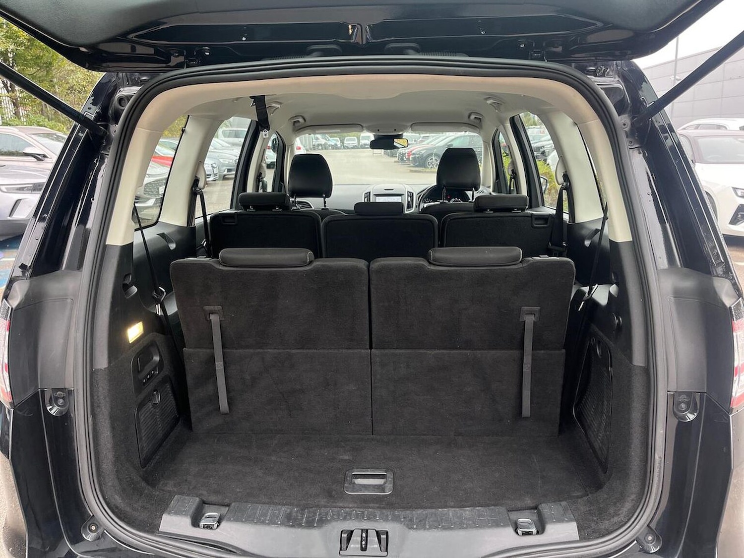 Used Ford Galaxy 2021 for sale - 76418190: Photo 17