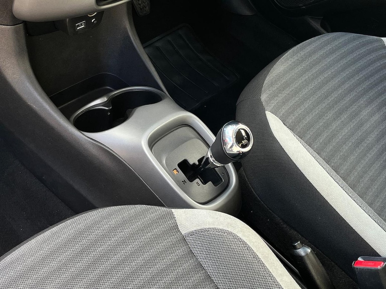 Used Toyota AYGO 2019 for sale - 76157173: Photo 13
