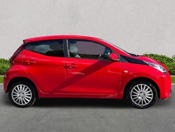 Used Toyota AYGO 2019 for sale - 76157173: Photo 3