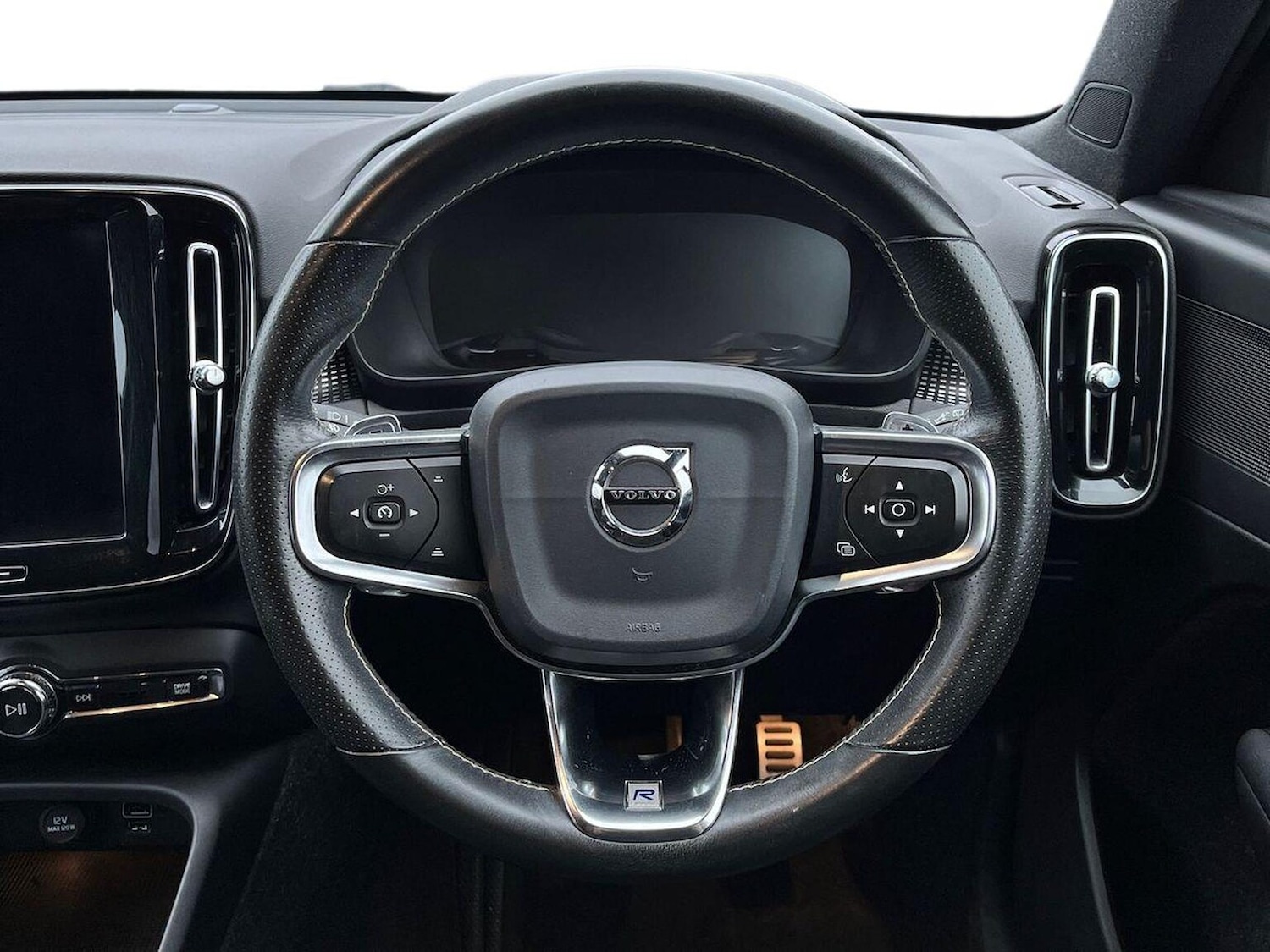 Used Volvo XC40 2020 for sale - 77028097: Photo 10