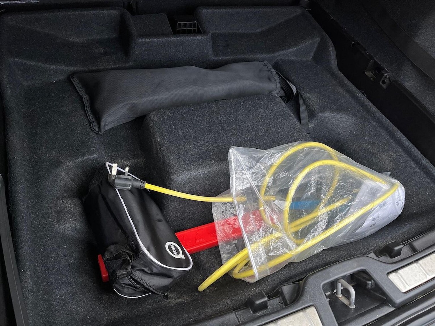 Used Volvo XC40 2020 for sale - 77028097: Photo 44