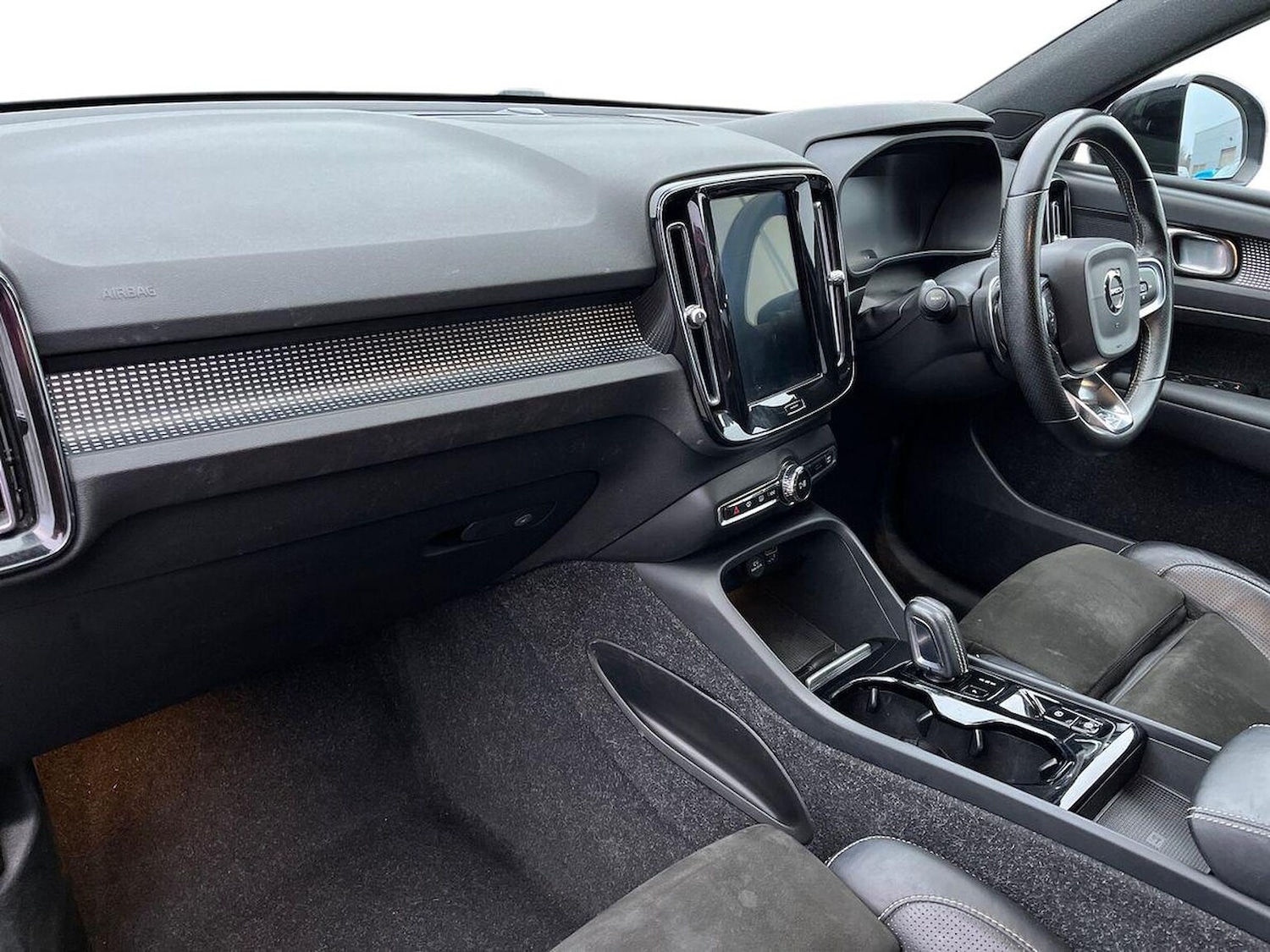 Used Volvo XC40 2020 for sale - 77028097: Photo 8