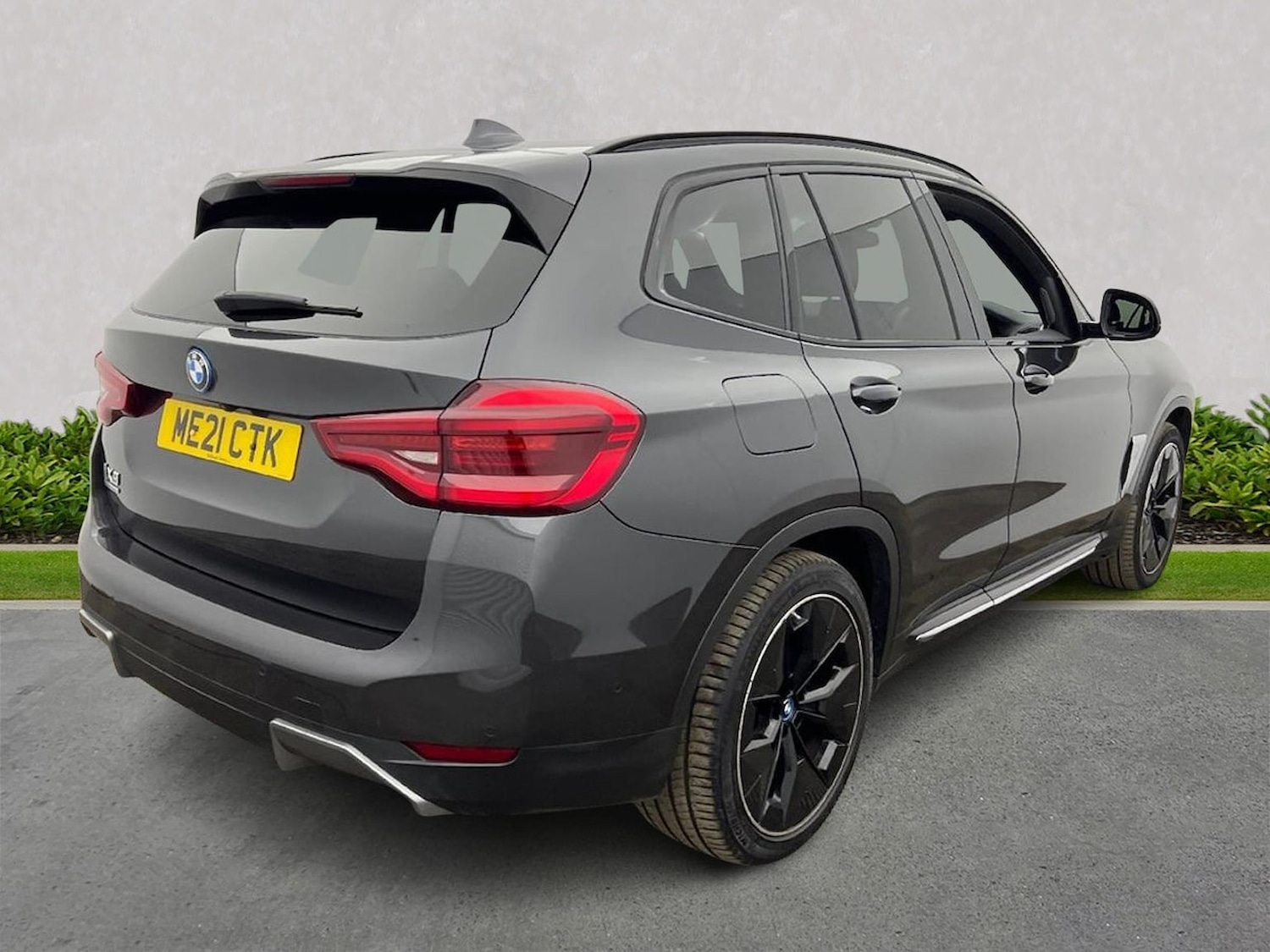 Used BMW iX3 2021 for sale - 77056842: Photo 2