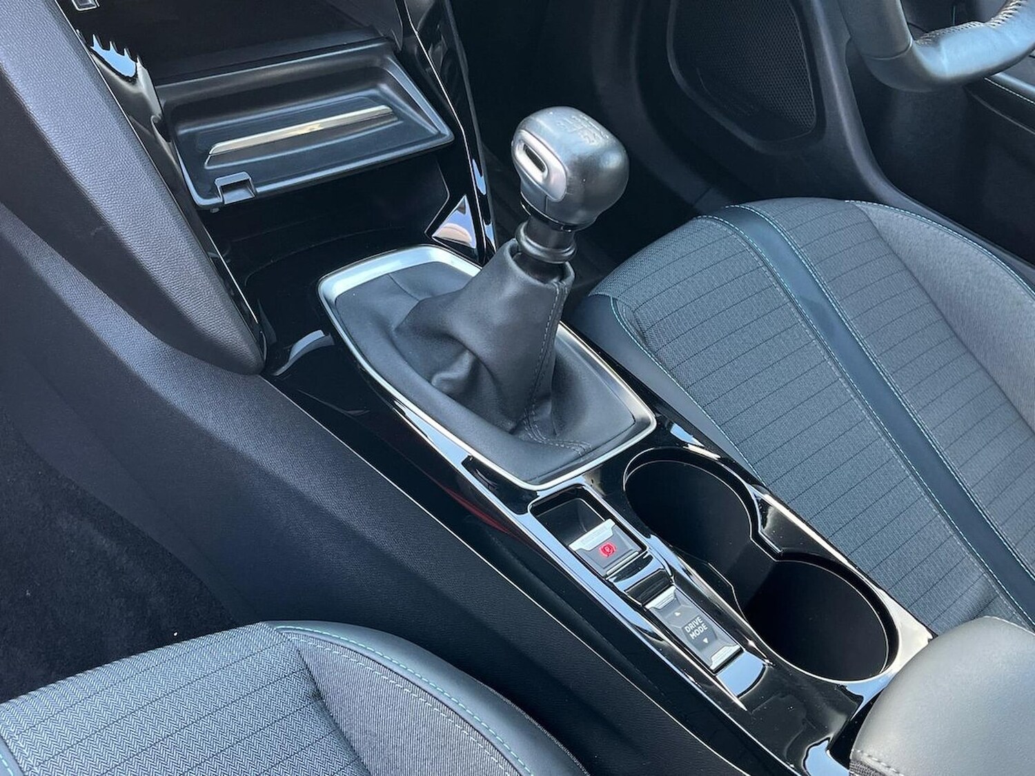 Used Peugeot 2008 2021 for sale - 78196554: Photo 15