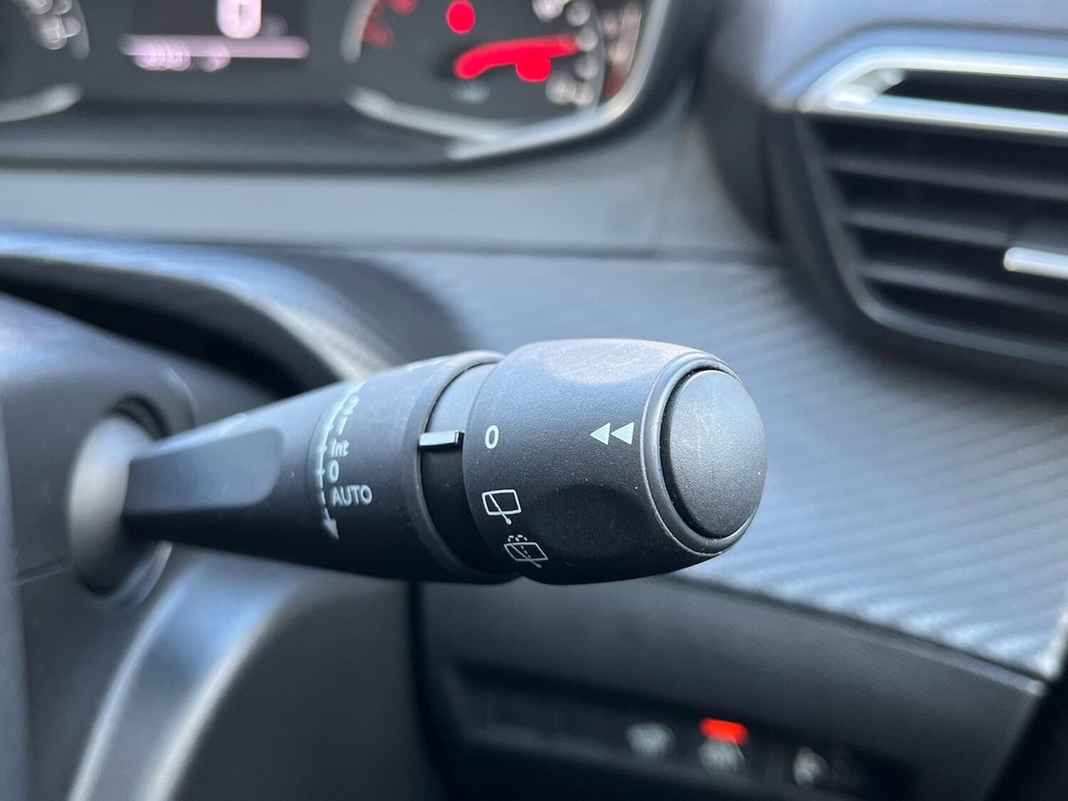 Used Peugeot 2008 2021 for sale - 78196554: Photo 31