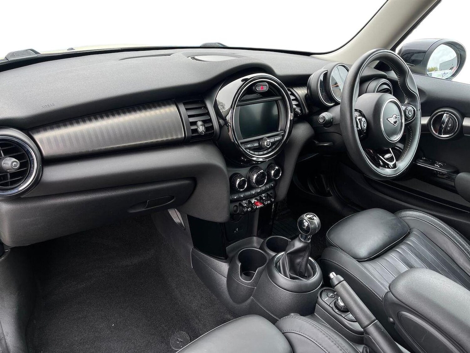 Used MINI Hatch 2019 for sale - 78196491: Photo 9