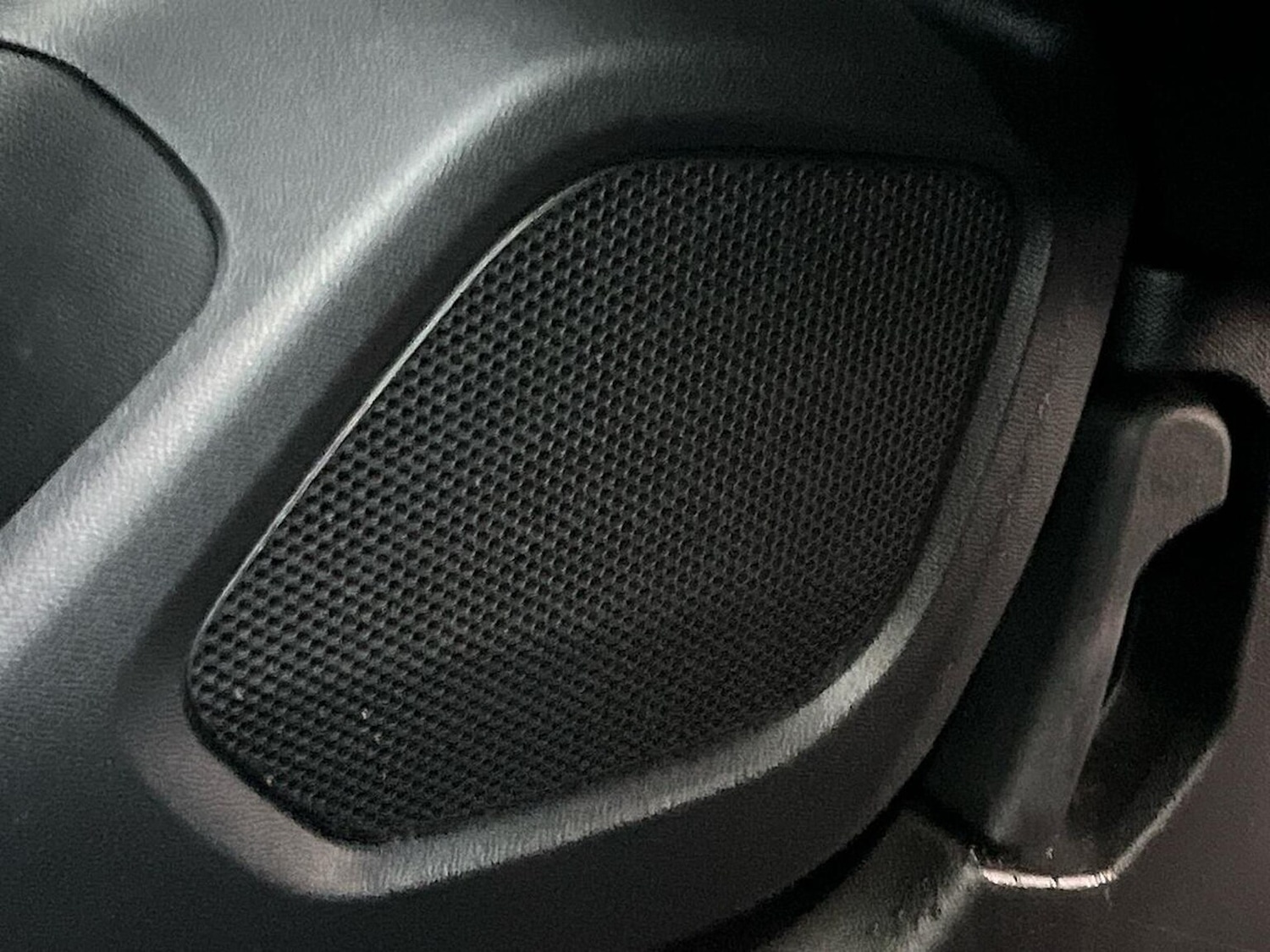 Used Peugeot 2008 2023 for sale - 76725826: Photo 32