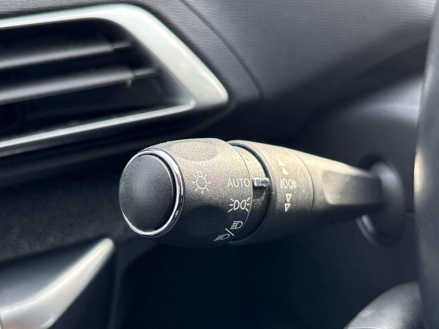 Used Peugeot 3008 2019 for sale - 78196394: Photo 30