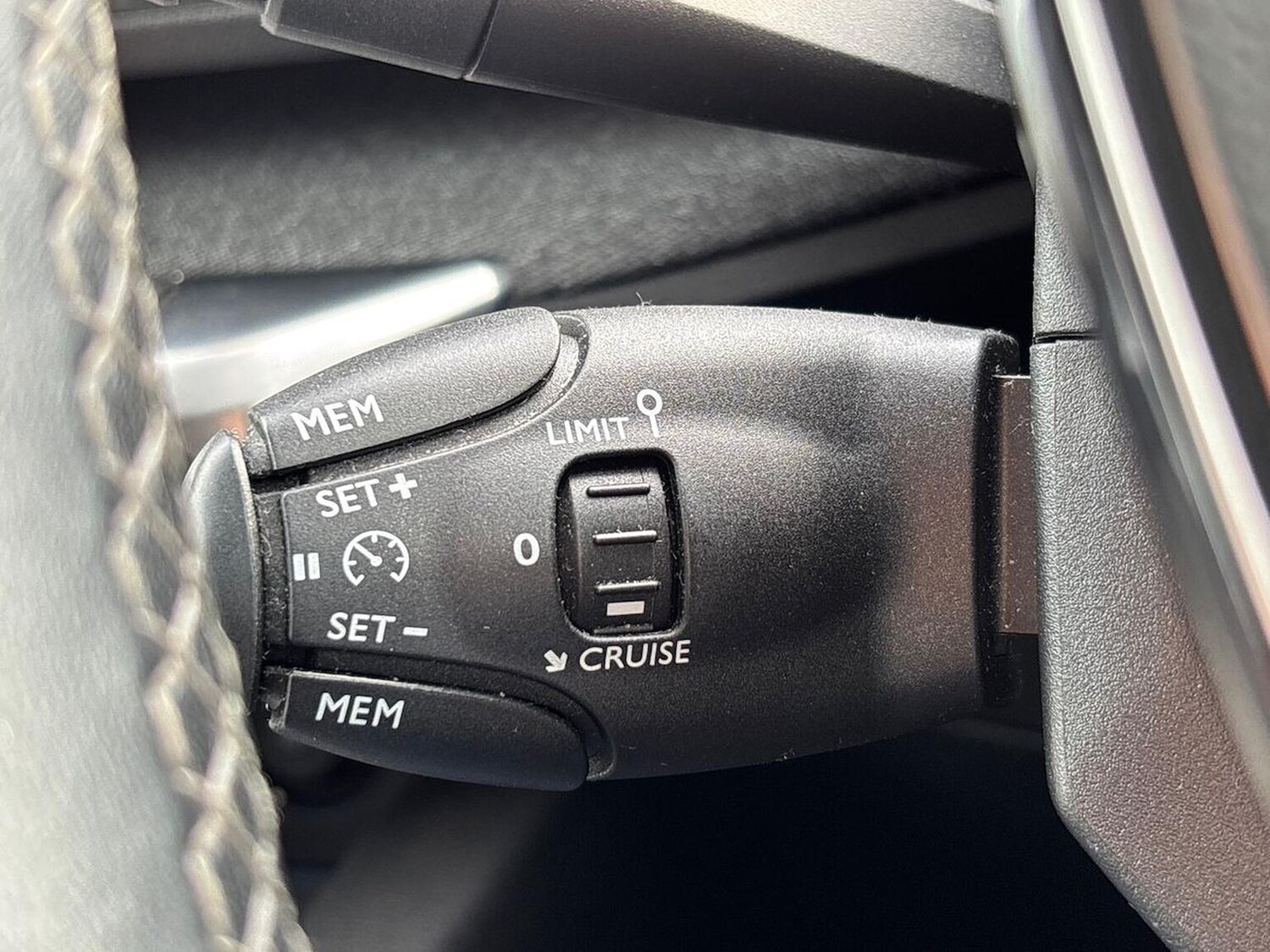 Used Peugeot 3008 2019 for sale - 78196394: Photo 32