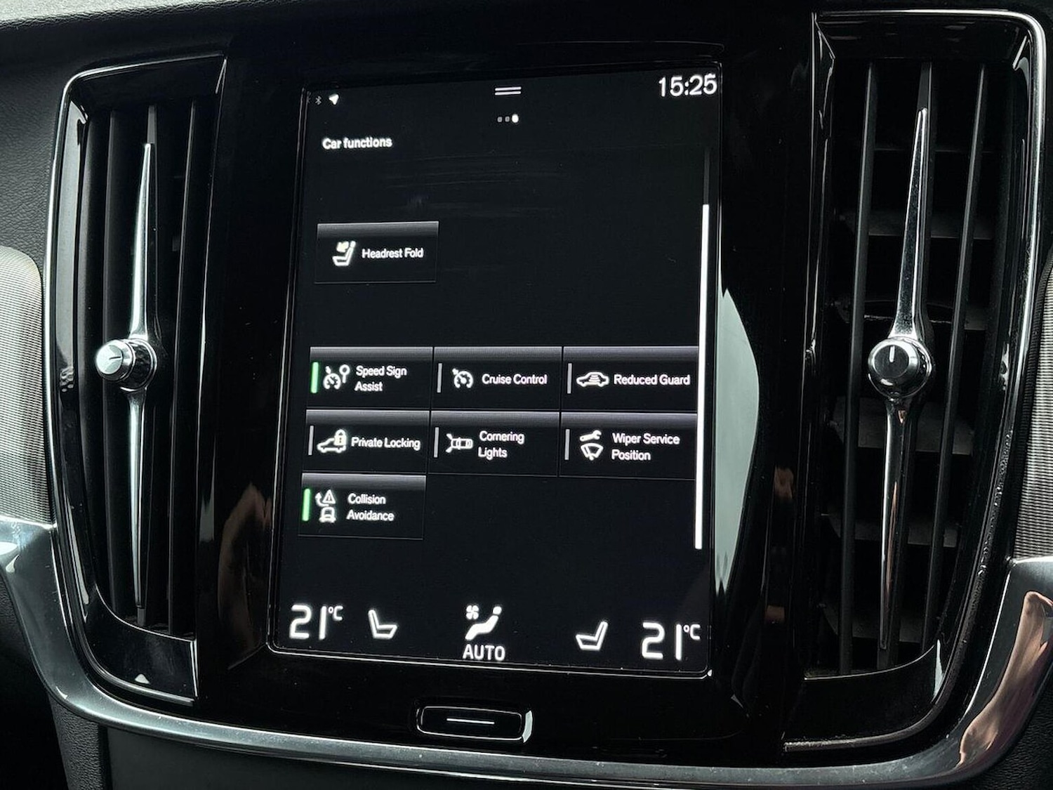 Used Volvo V90 2018 for sale - 77845335: Photo 47