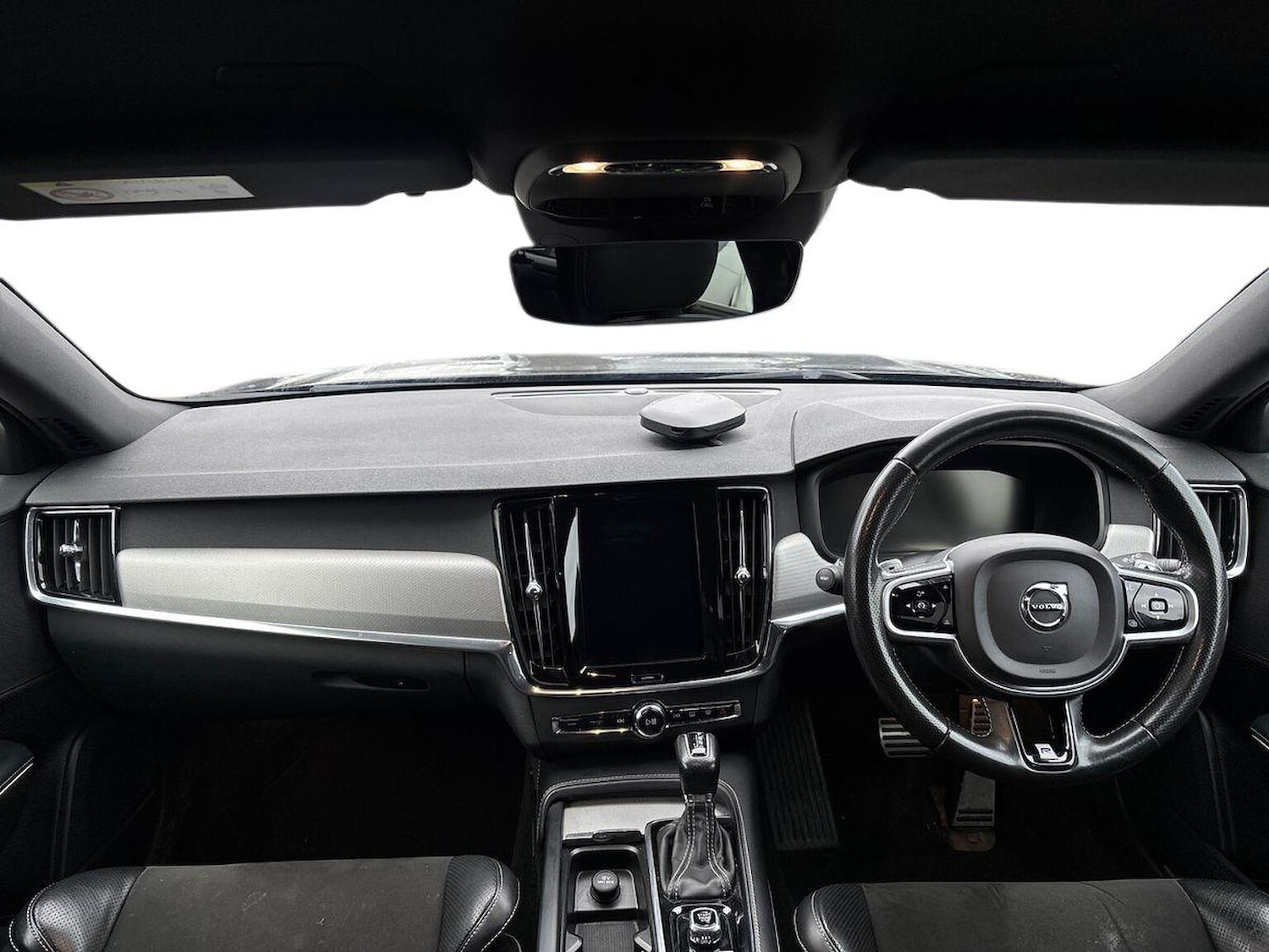 Used Volvo V90 2018 for sale - 77845335: Photo 8