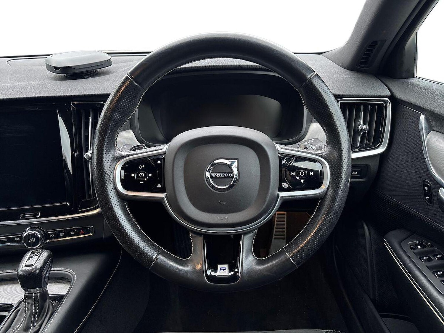 Used Volvo V90 2018 for sale - 77845335: Photo 9