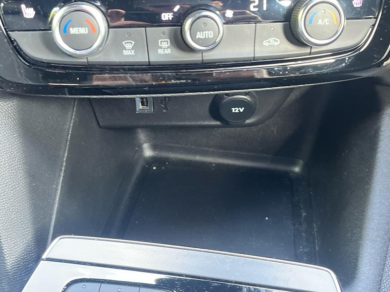 Vehicle 44
