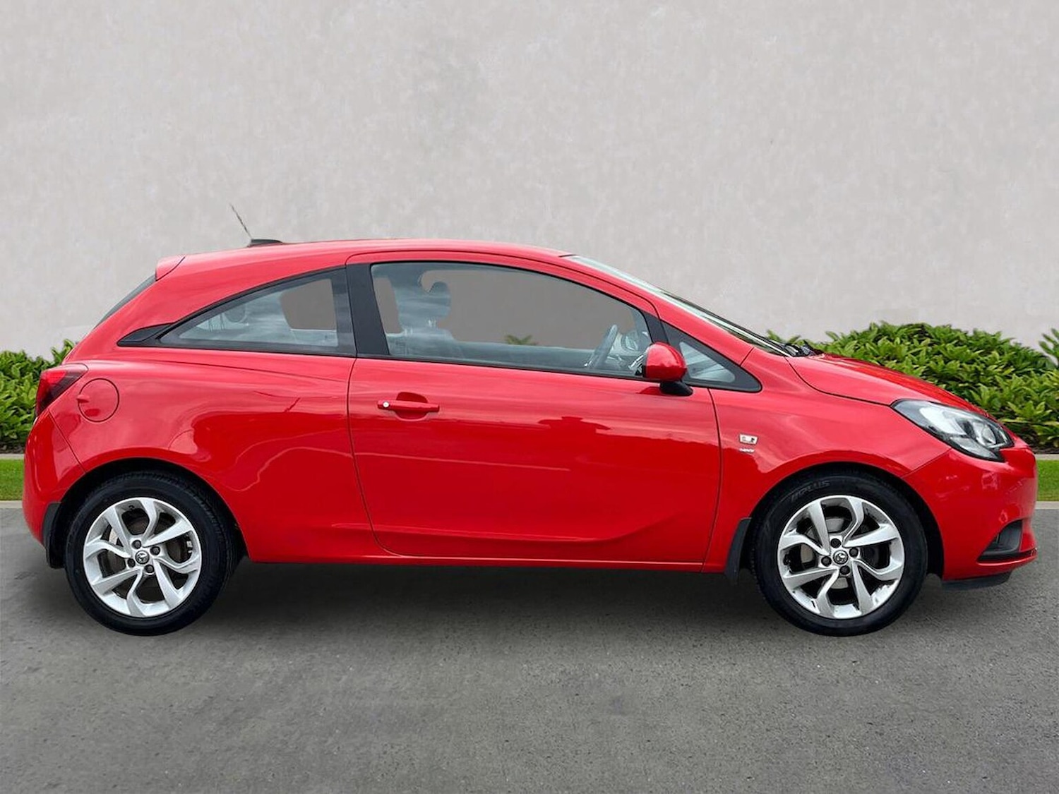 Used Vauxhall Corsa 2016 for sale - 76358015: Photo 3