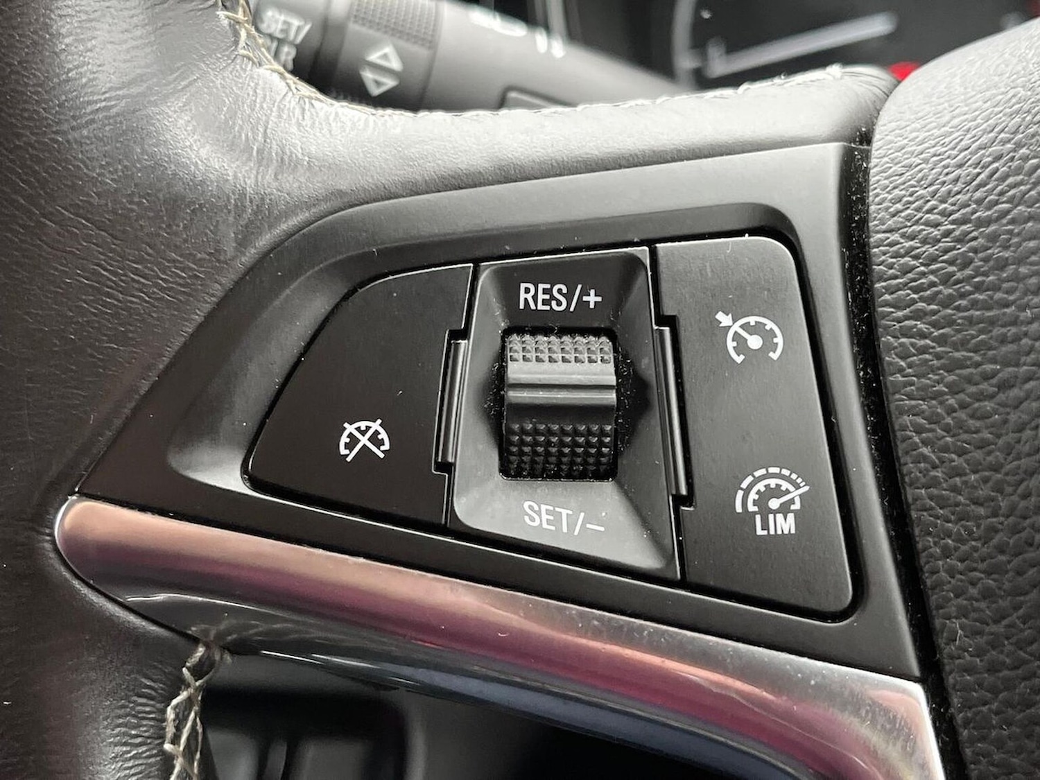 Used Vauxhall Mokka X 2018 for sale - 76920075: Photo 26