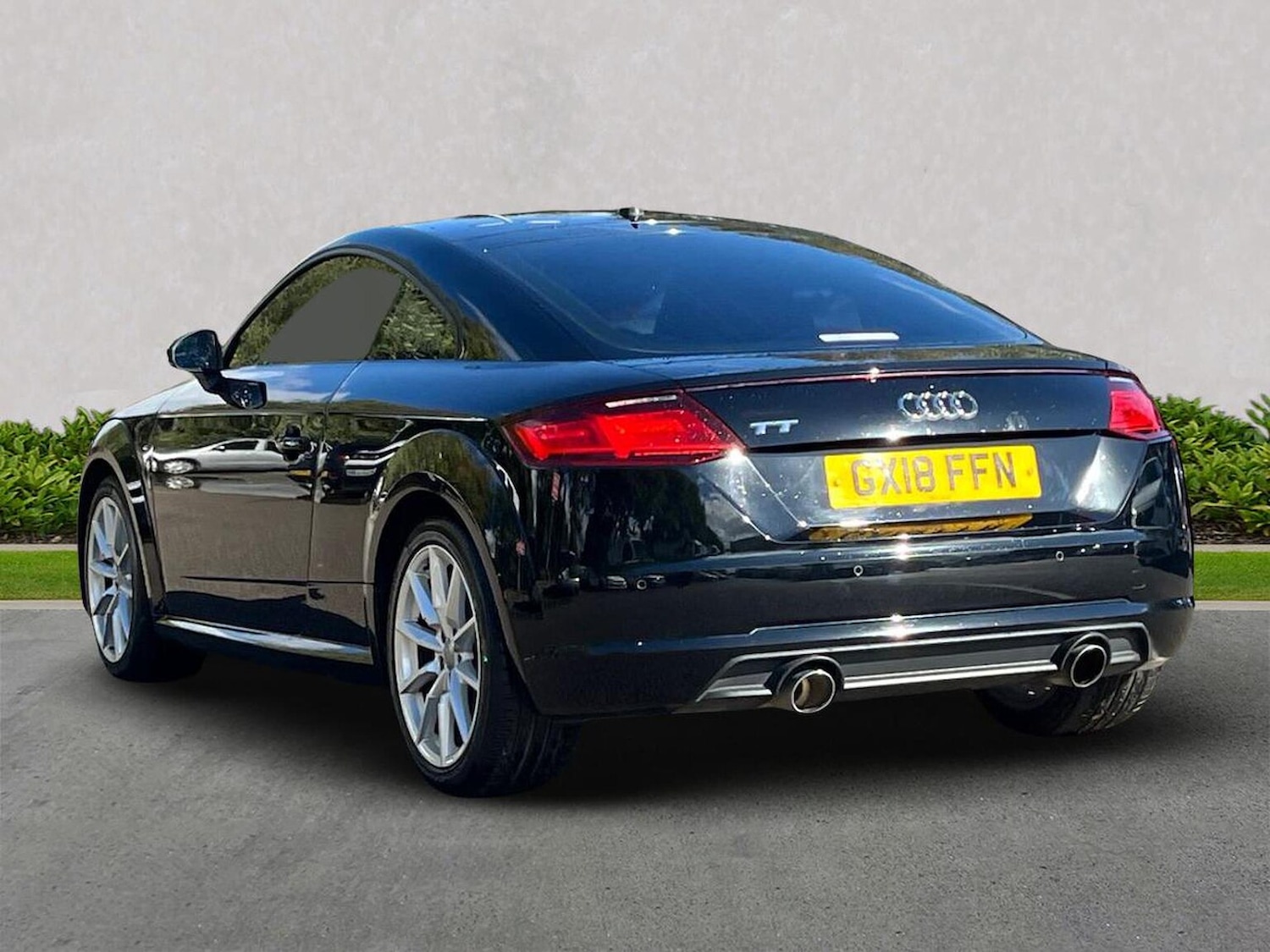 Used Audi TT 2018 for sale - 76682641: Photo 2