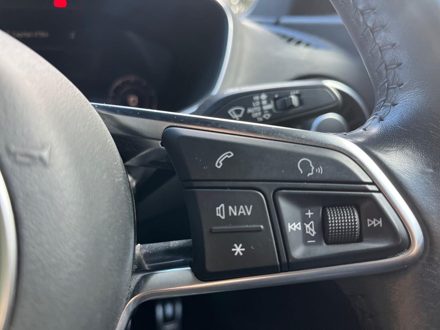 Used Audi TT 2018 for sale - 76682641: Photo 26