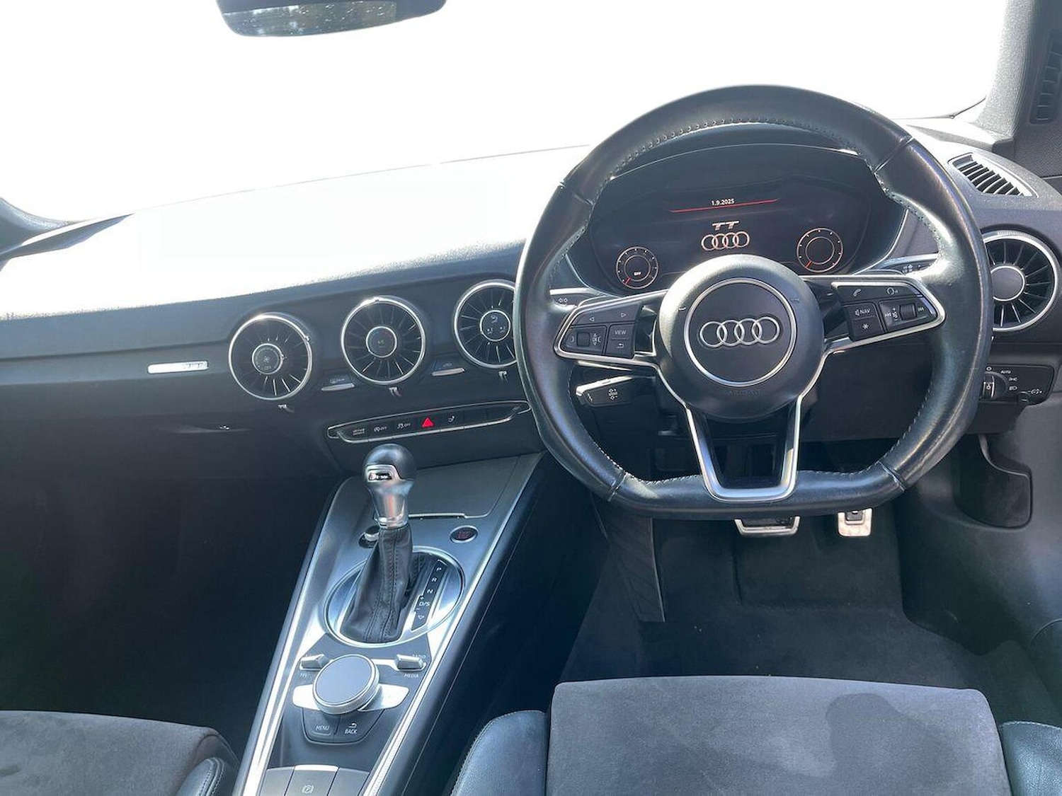 Used Audi TT 2018 for sale - 76682641: Photo 8