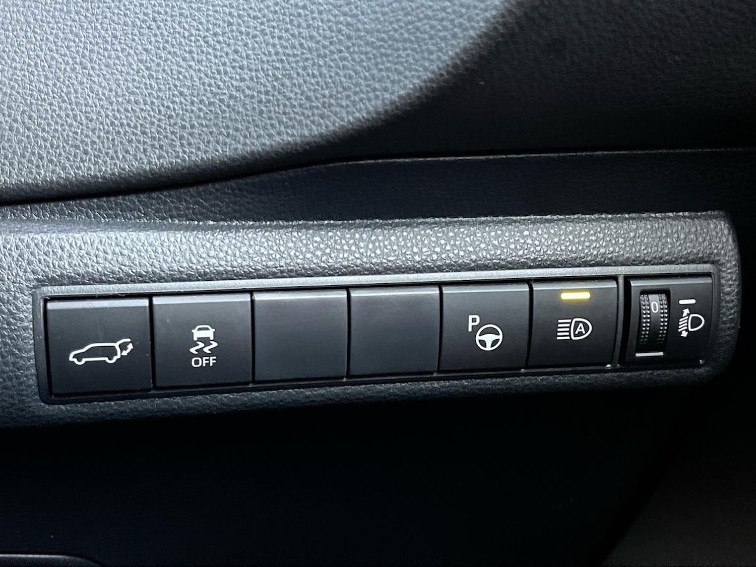 Used Toyota Corolla 2020 for sale - 76741241: Photo 23