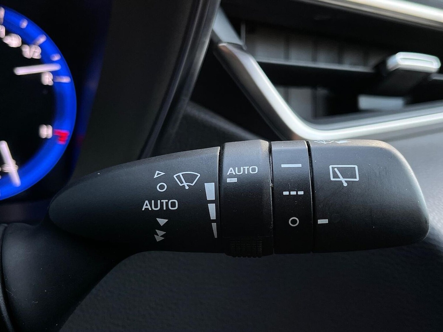 Used Toyota Corolla 2020 for sale - 76741241: Photo 29