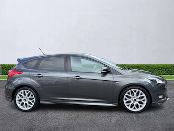 Used Ford Focus 2017 for sale - 78860587: Photo