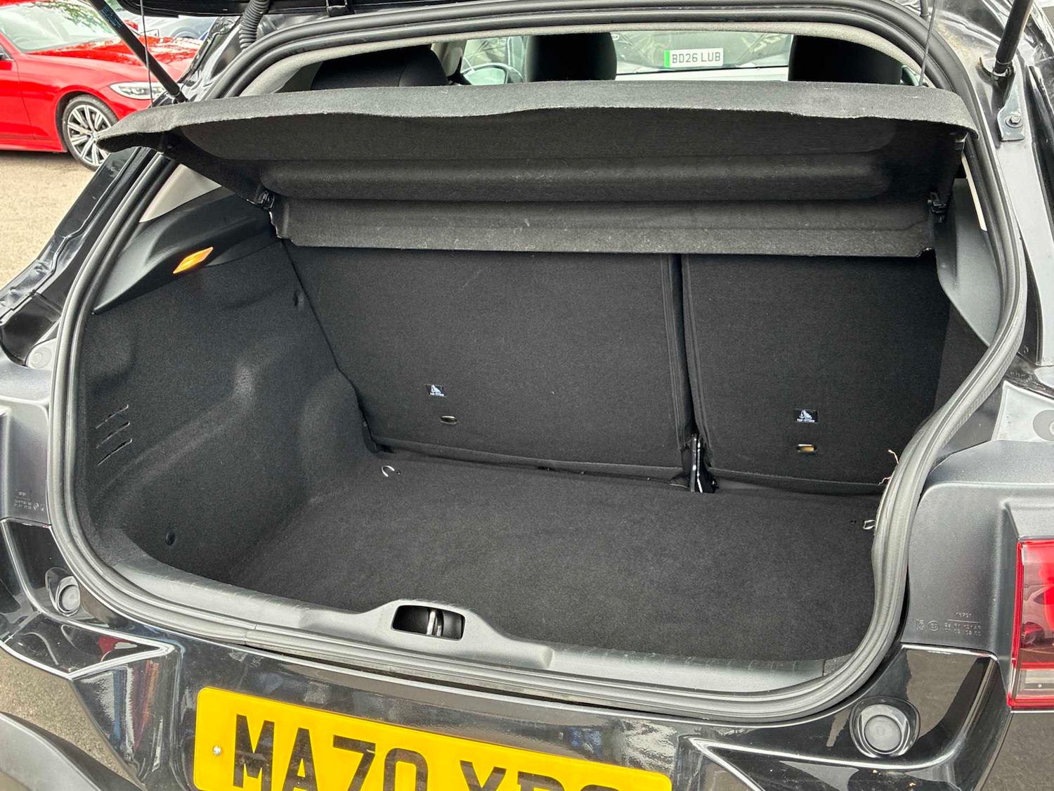 Used Citroen C4 Cactus cars for sale in Warwickshire | Cazoo