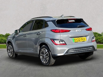 Used Hyundai KONA 2022 for sale - 76159564: Photo 2