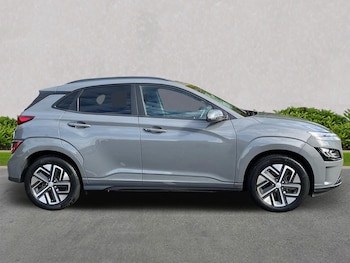 Used Hyundai KONA 2022 for sale - 76159564: Photo 3