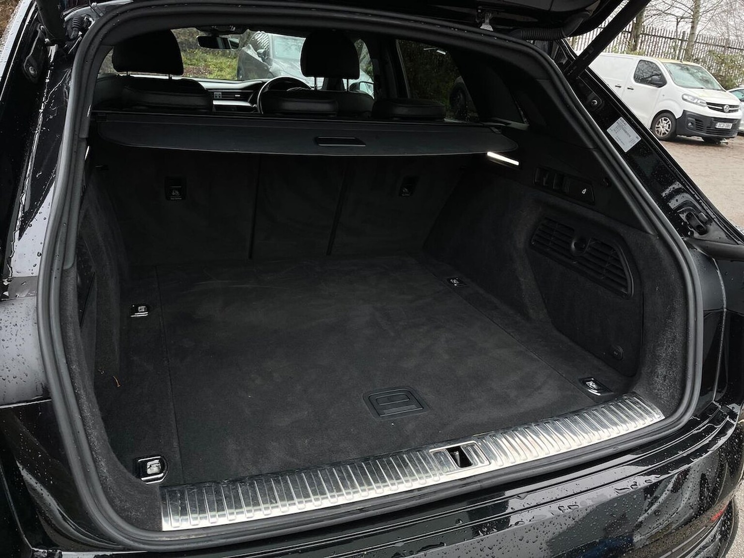 Used Audi e-tron 2021 for sale - 77024275: Photo 18