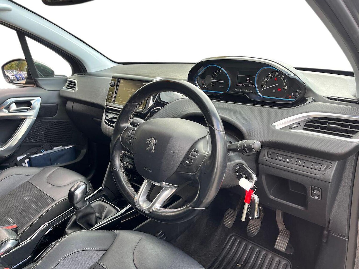 Used Peugeot 2008 2017 for sale - 76237011: Photo 15