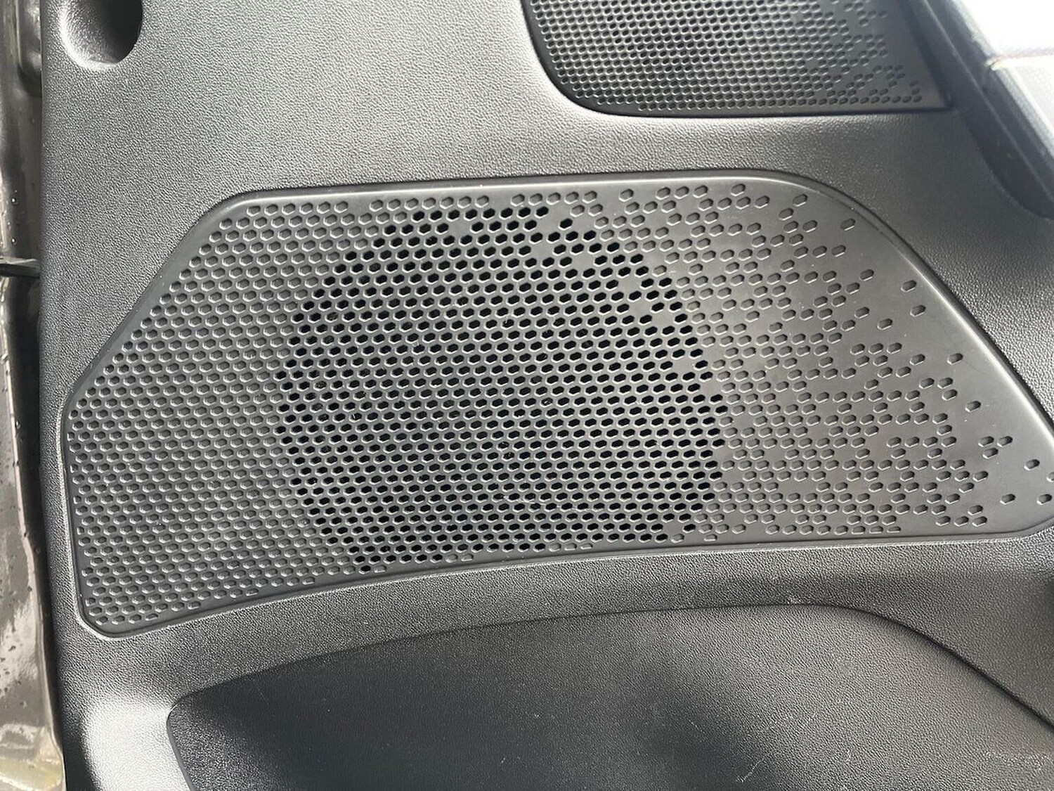 Used Peugeot 2008 2017 for sale - 76237011: Photo 31