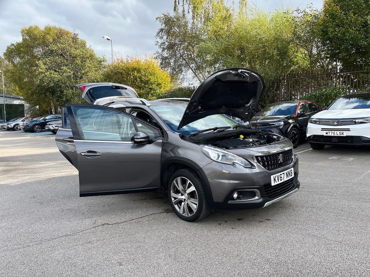 Used Peugeot 2008 2017 for sale - 76237011: Photo 40