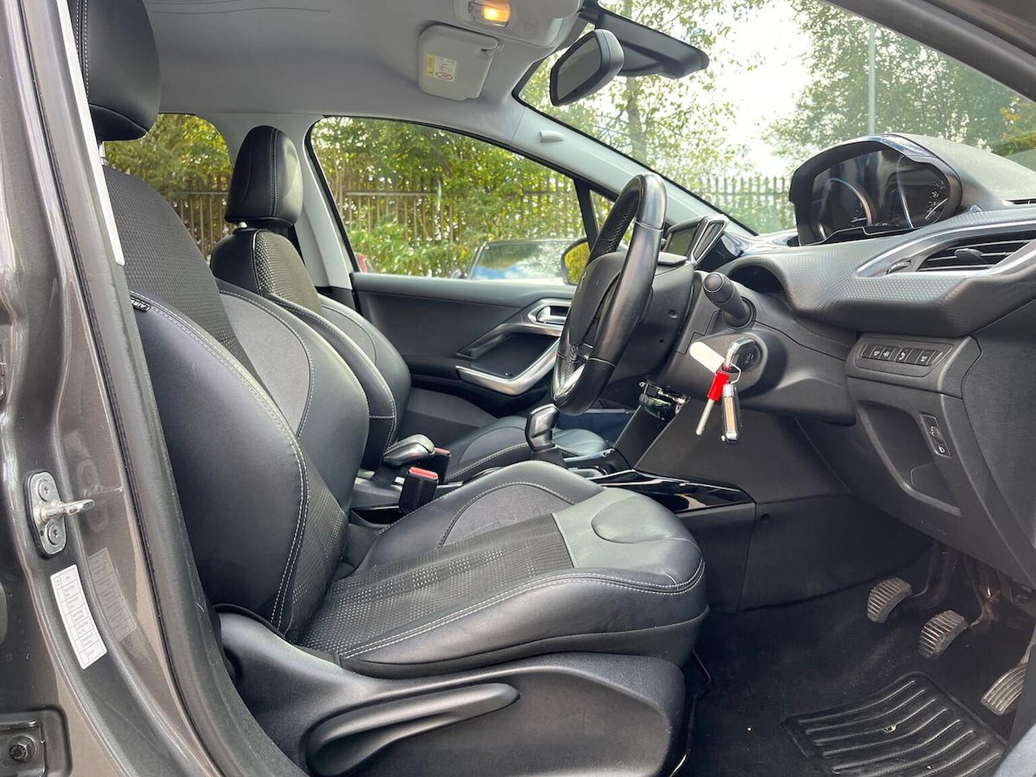 Used Peugeot 2008 2017 for sale - 76237011: Photo 44