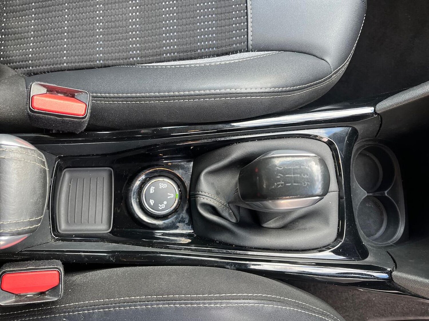 Used Peugeot 2008 2017 for sale - 76237011: Photo 45