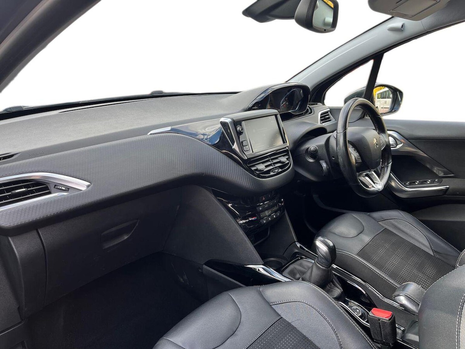 Used Peugeot 2008 2017 for sale - 76237011: Photo 7