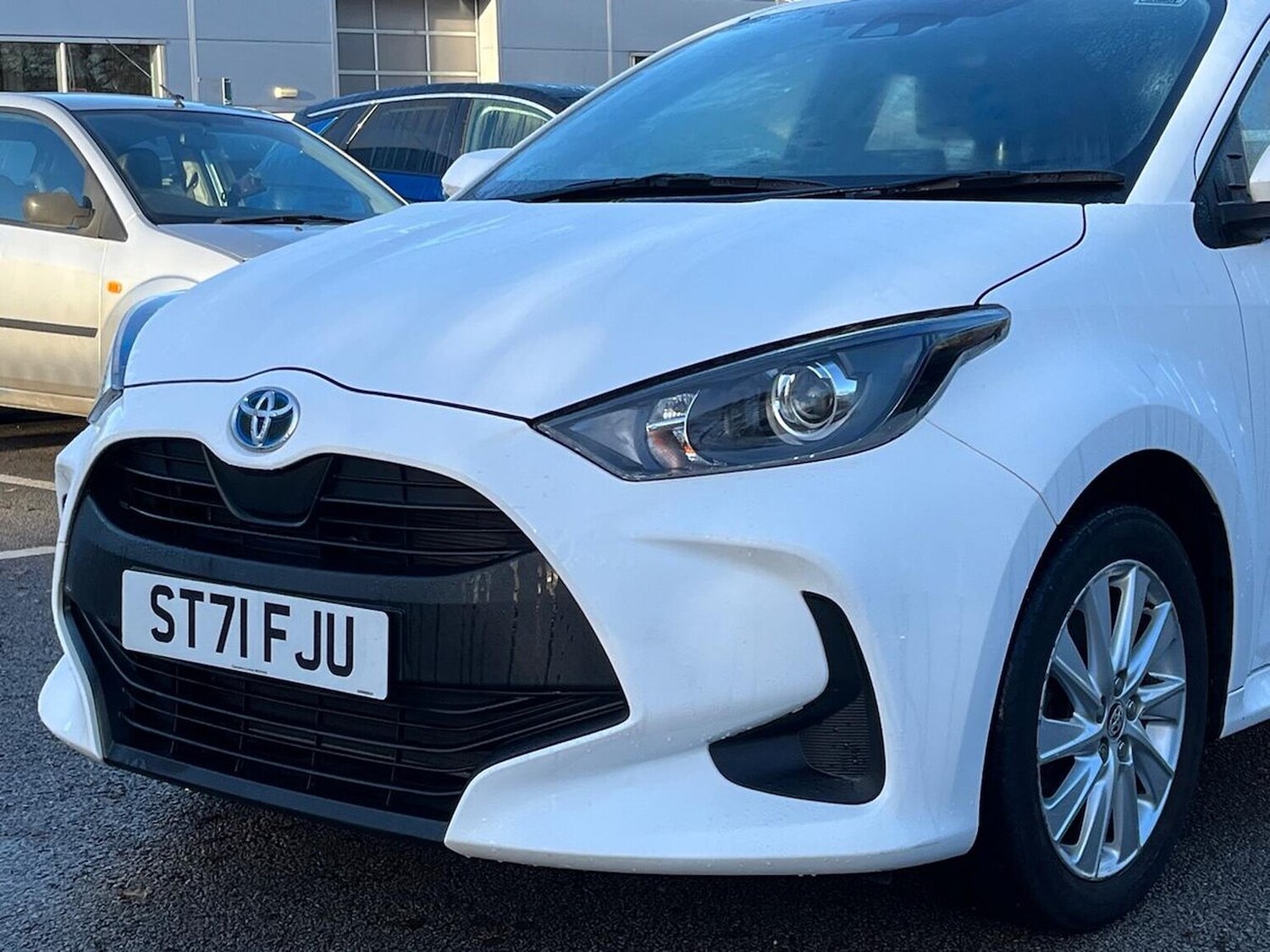 Used Toyota Yaris 2021 for sale - 77001846: Photo 40