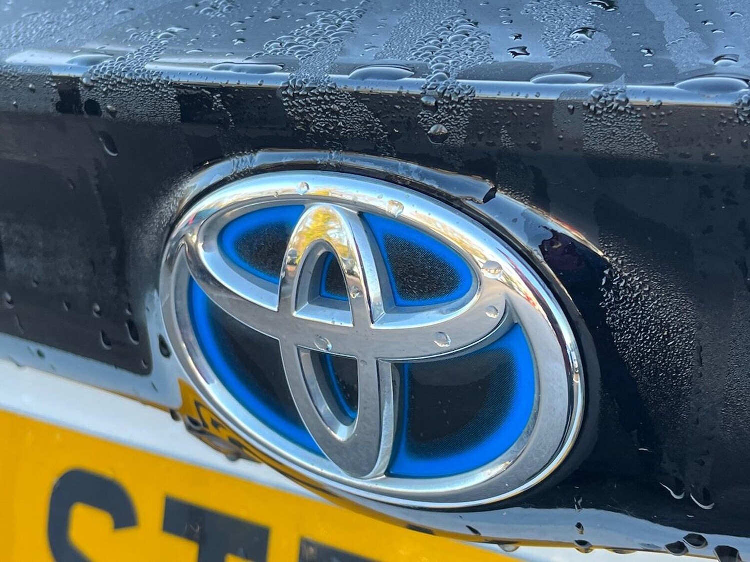 Used Toyota Yaris 2021 for sale - 77001846: Photo 43