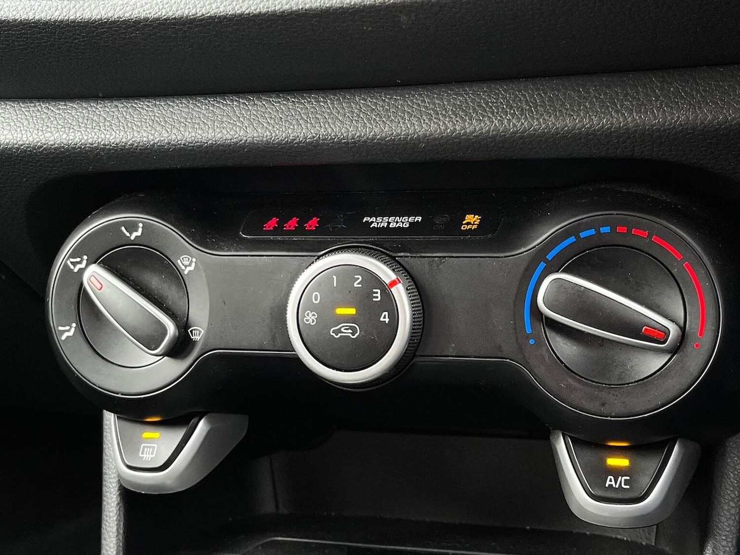 Used Kia Picanto 2022 for sale - 76947035: Photo 12